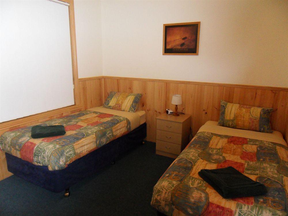 Driftwood Strahan Villas Екстер'єр фото