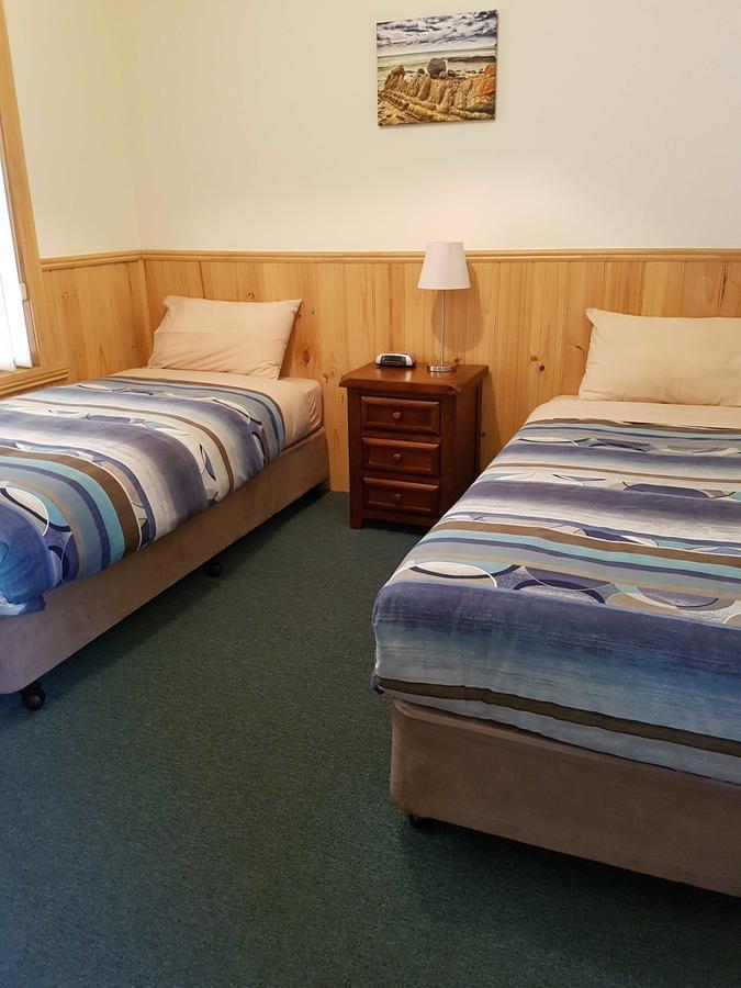 Driftwood Strahan Villas Екстер'єр фото