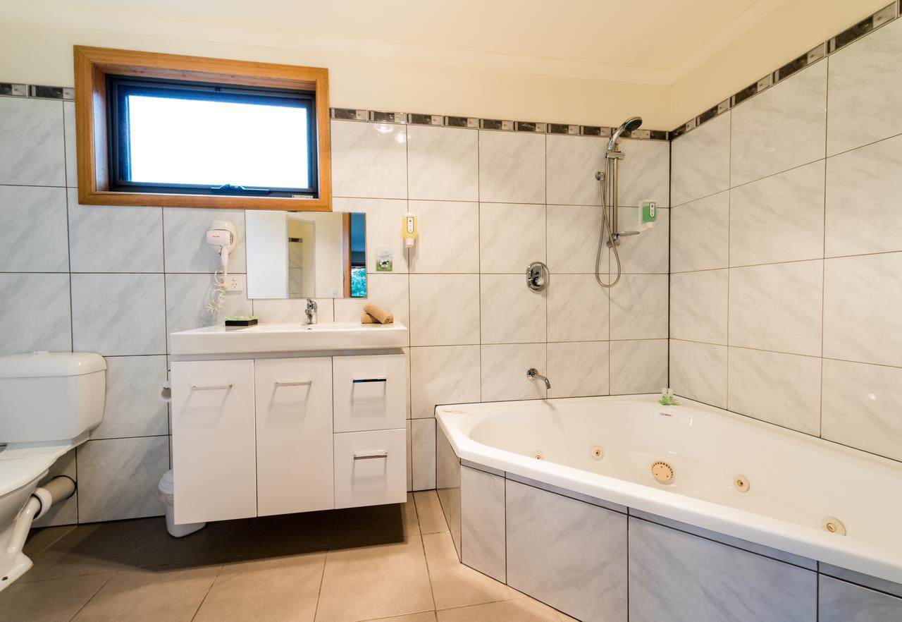 Driftwood Strahan Villas Екстер'єр фото