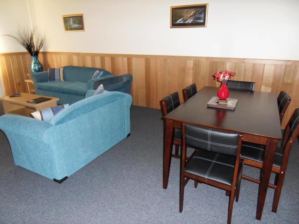 Driftwood Strahan Villas Екстер'єр фото