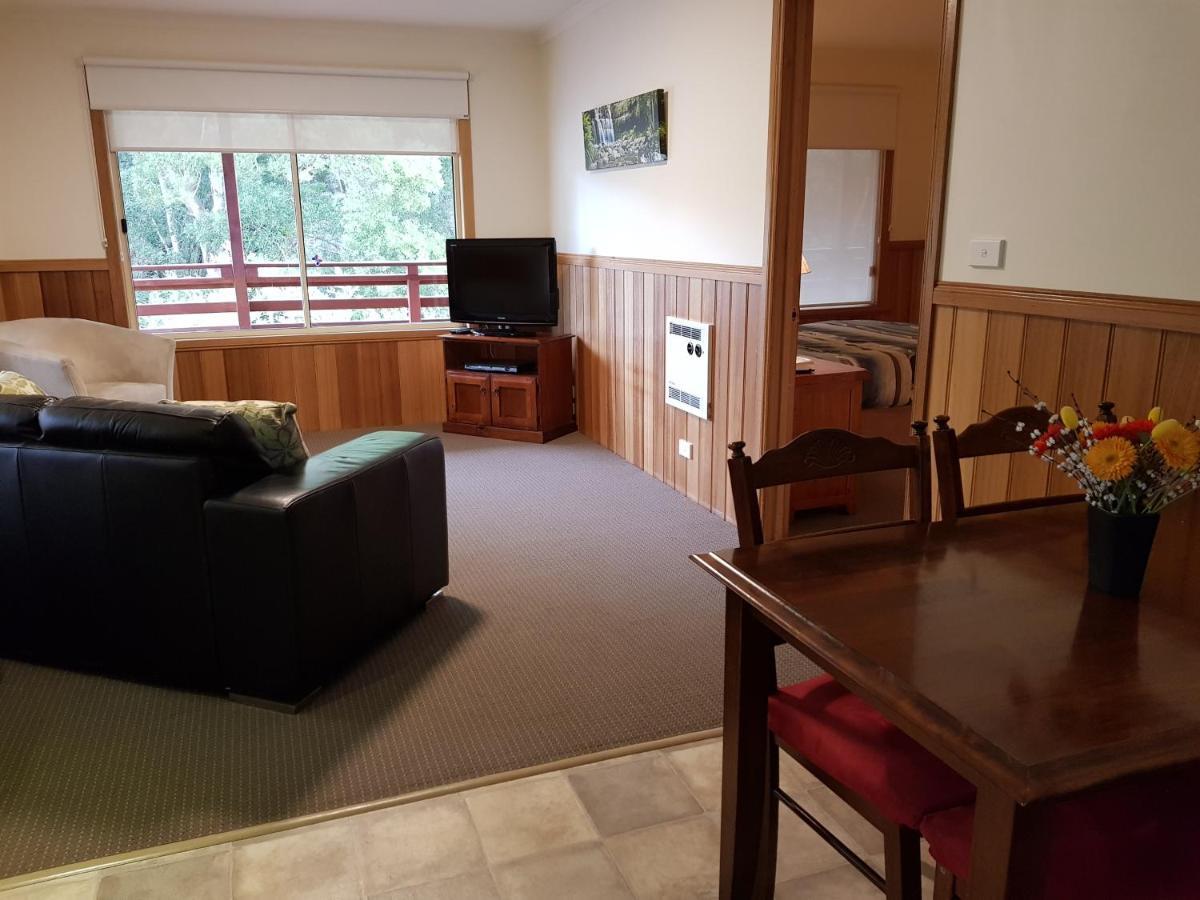 Driftwood Strahan Villas Екстер'єр фото