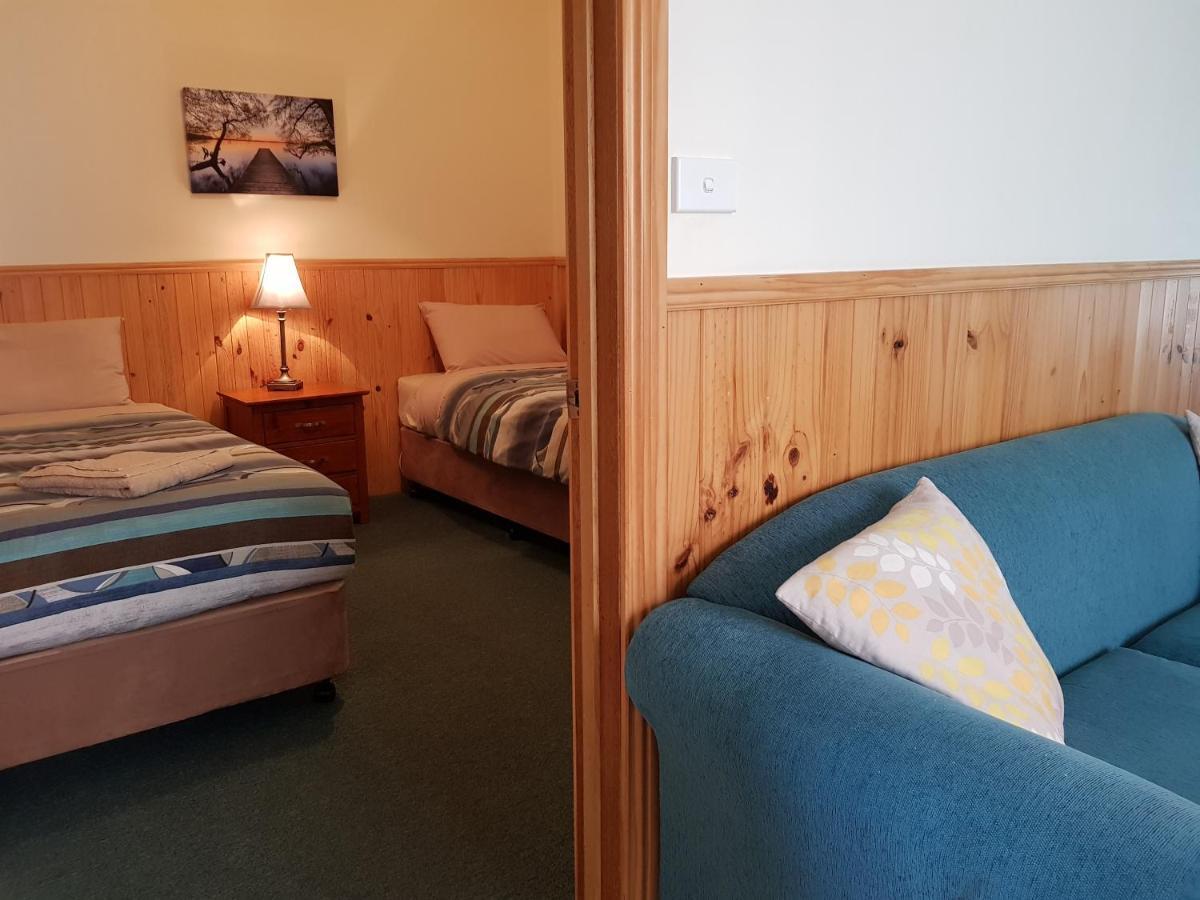 Driftwood Strahan Villas Екстер'єр фото
