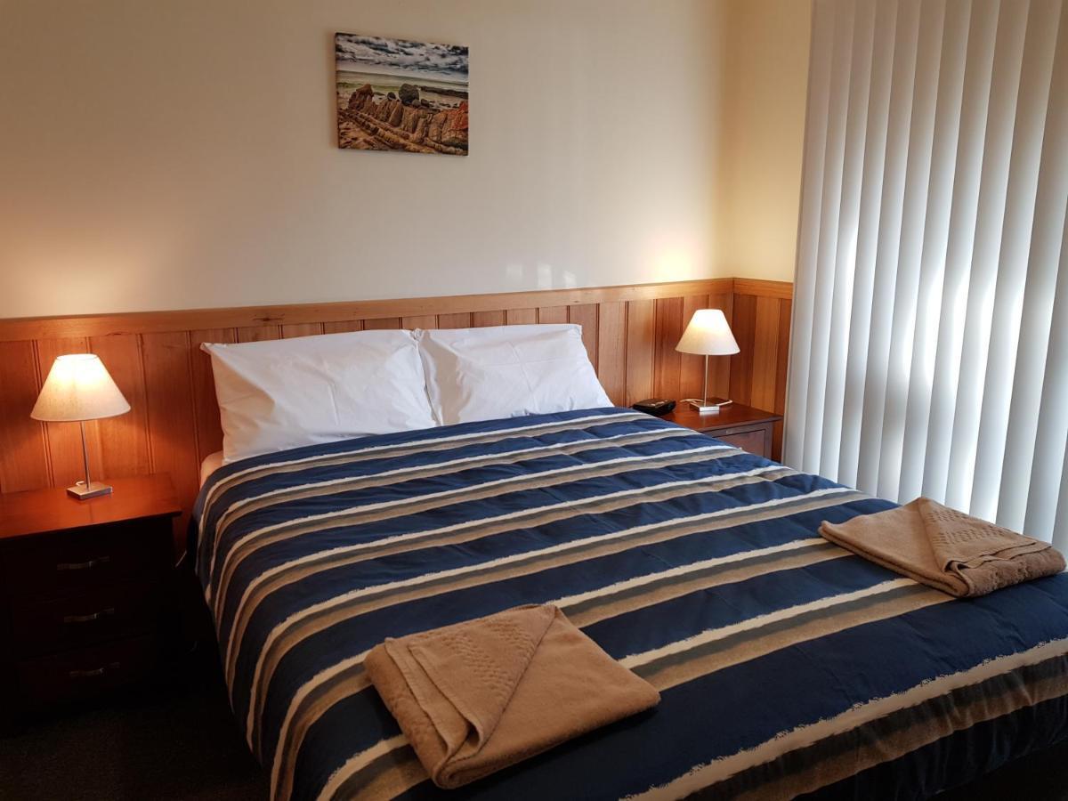Driftwood Strahan Villas Екстер'єр фото