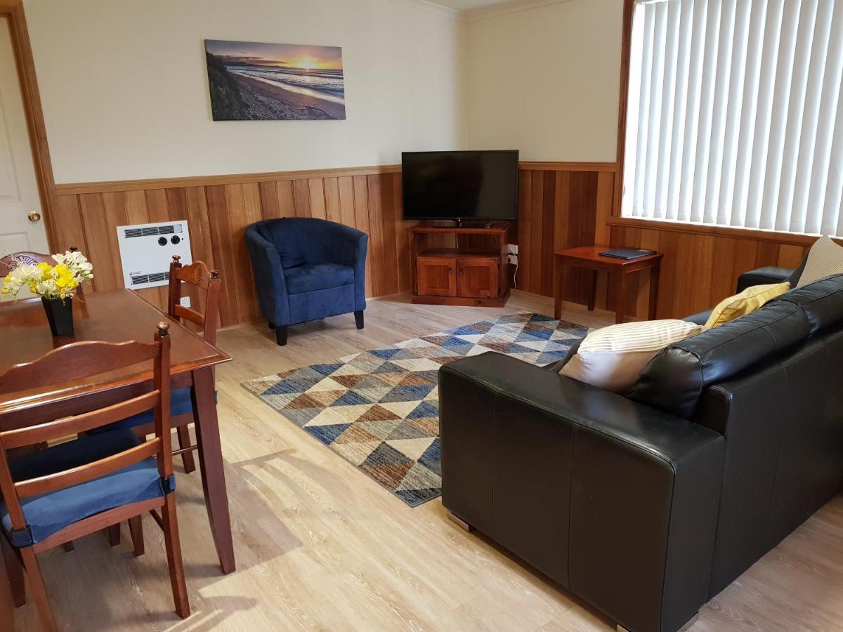 Driftwood Strahan Villas Екстер'єр фото